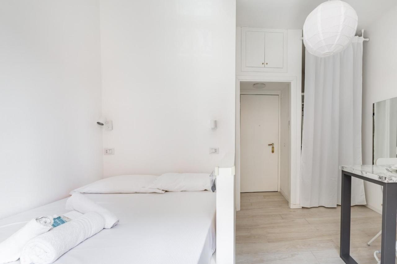 Bright Apt 600Mt From Viale Zara! Milan Exterior photo
